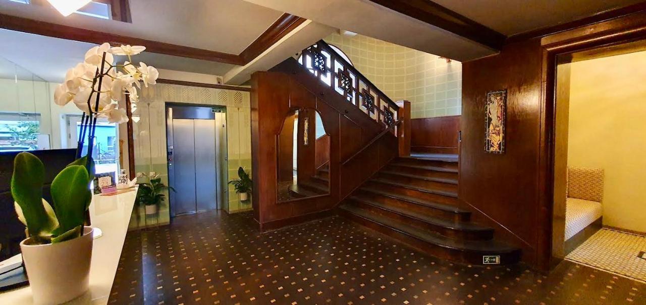 Hotel Okresní Dům Hradec Králové Exterior foto
